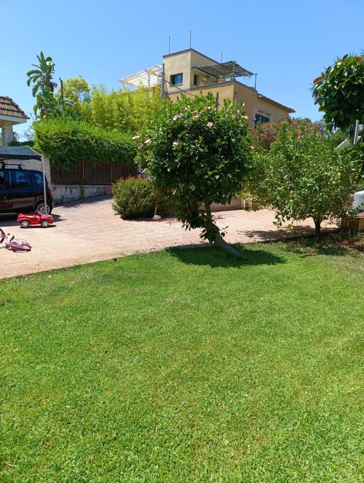 Casa In Giardino A Pochi Passi Dal Mare *