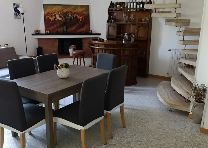 Casa In Giardino A Pochi Passi Dal Mare